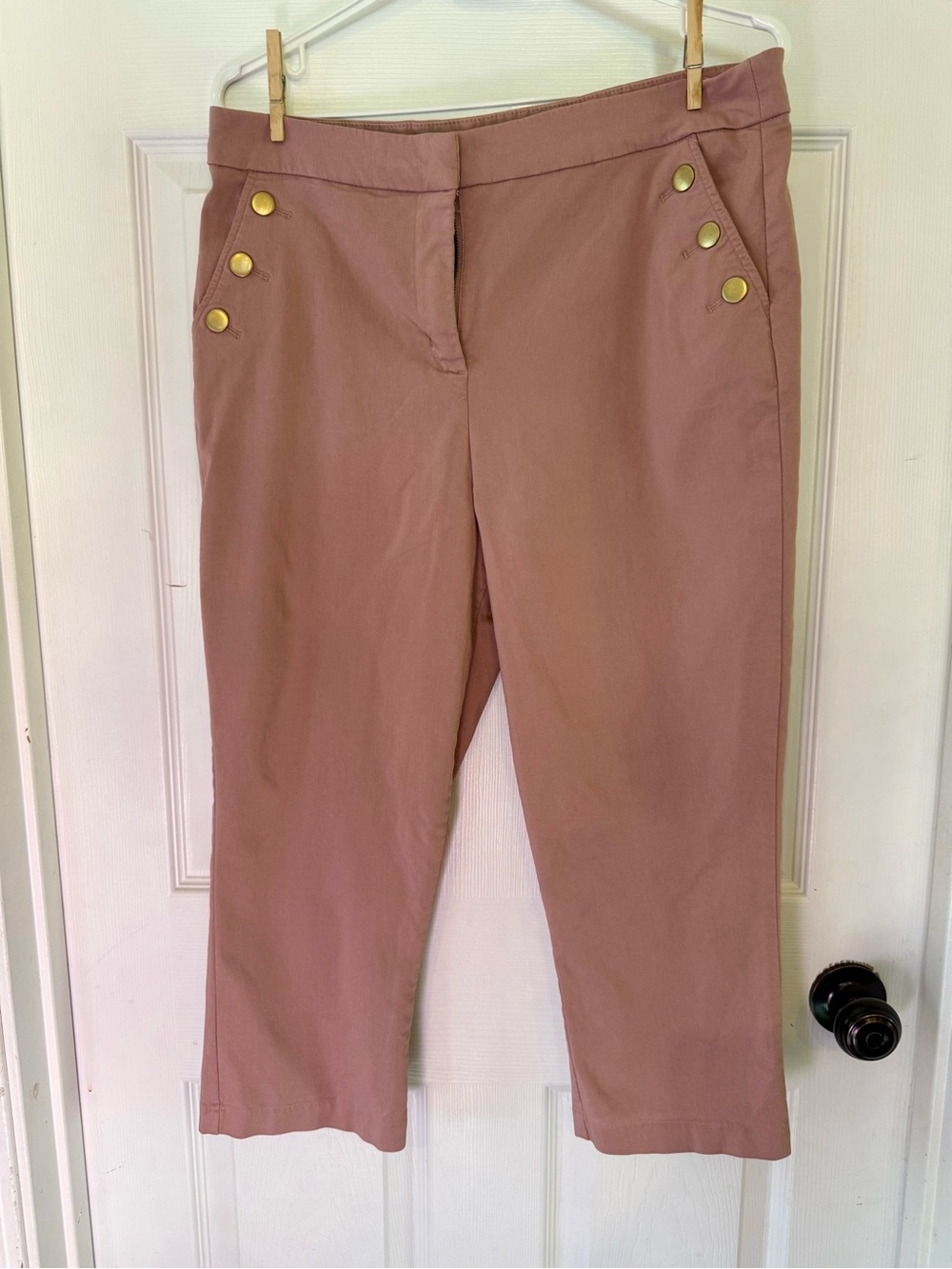 Maurices Sailor Button Cropped Capri Pants - Dusty Rose / Mauve, Size L